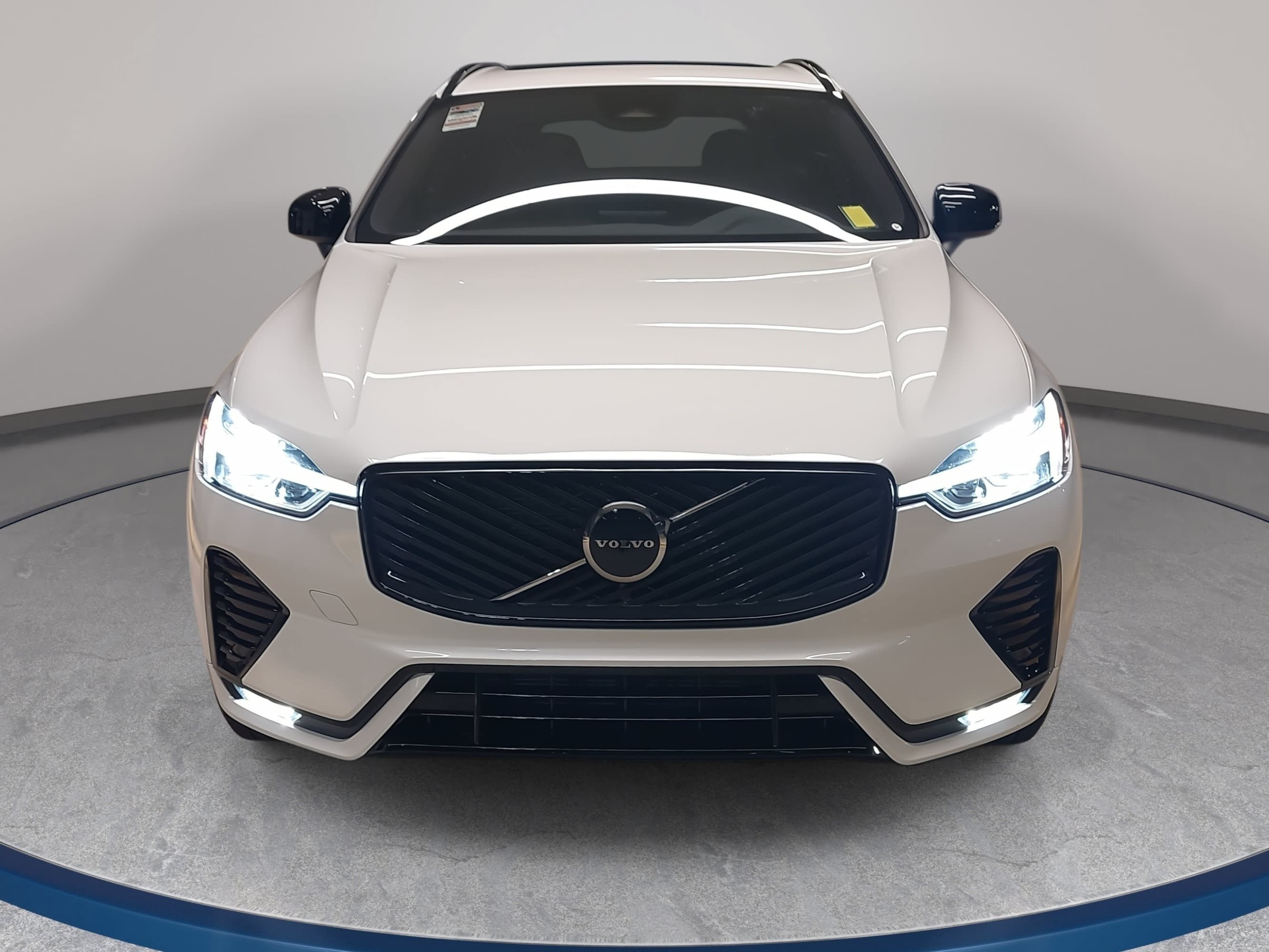 Used 2026 Volvo XC60 B5 Core SUV