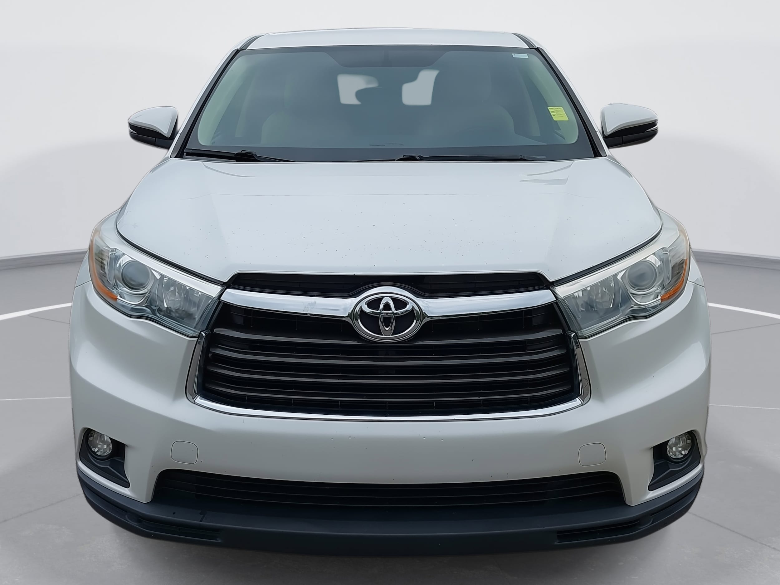 Used 2016 Toyota Highlander LE Plus with VIN 5TDZKRFH5GS153905 for sale in Knightdale, NC