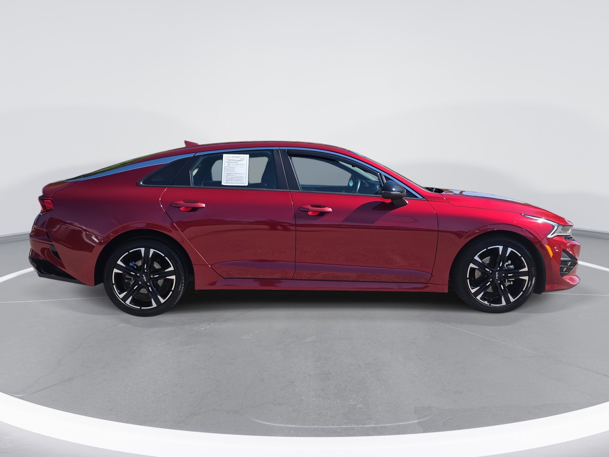 2022 Kia K5 GT-Line photo 4