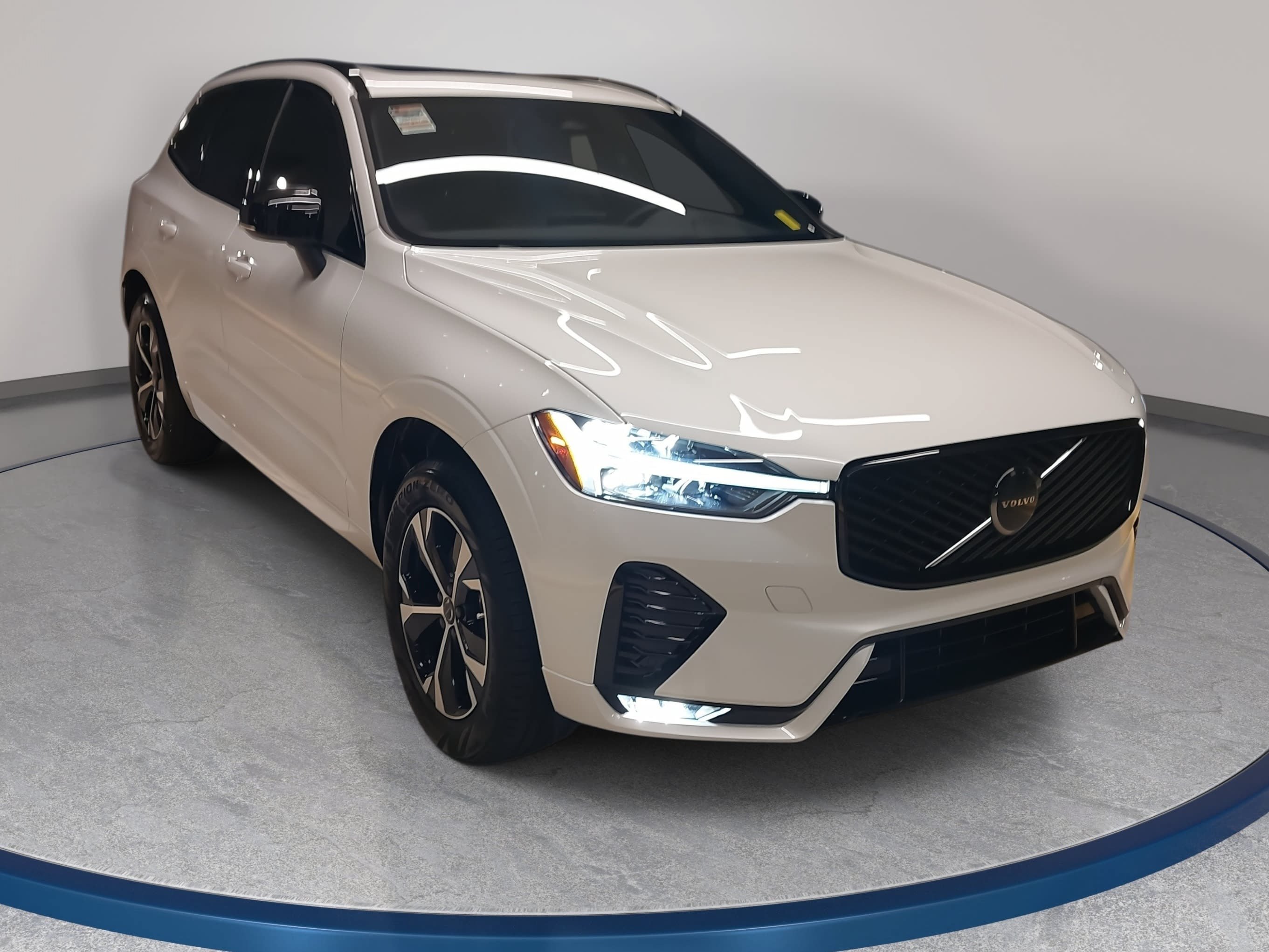 Used 2026 Volvo XC60 B5 Core SUV