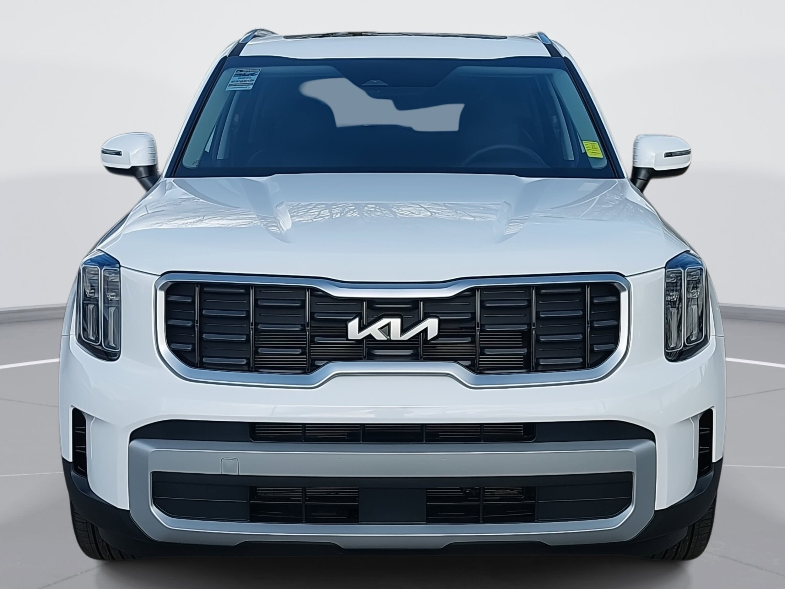 2025 Kia Telluride S photo 2
