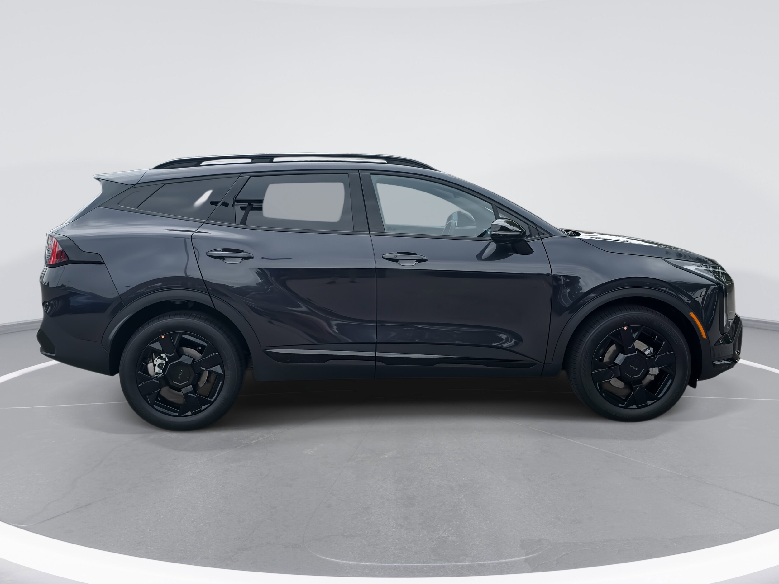 2026 Kia Sportage X-Line photo 3