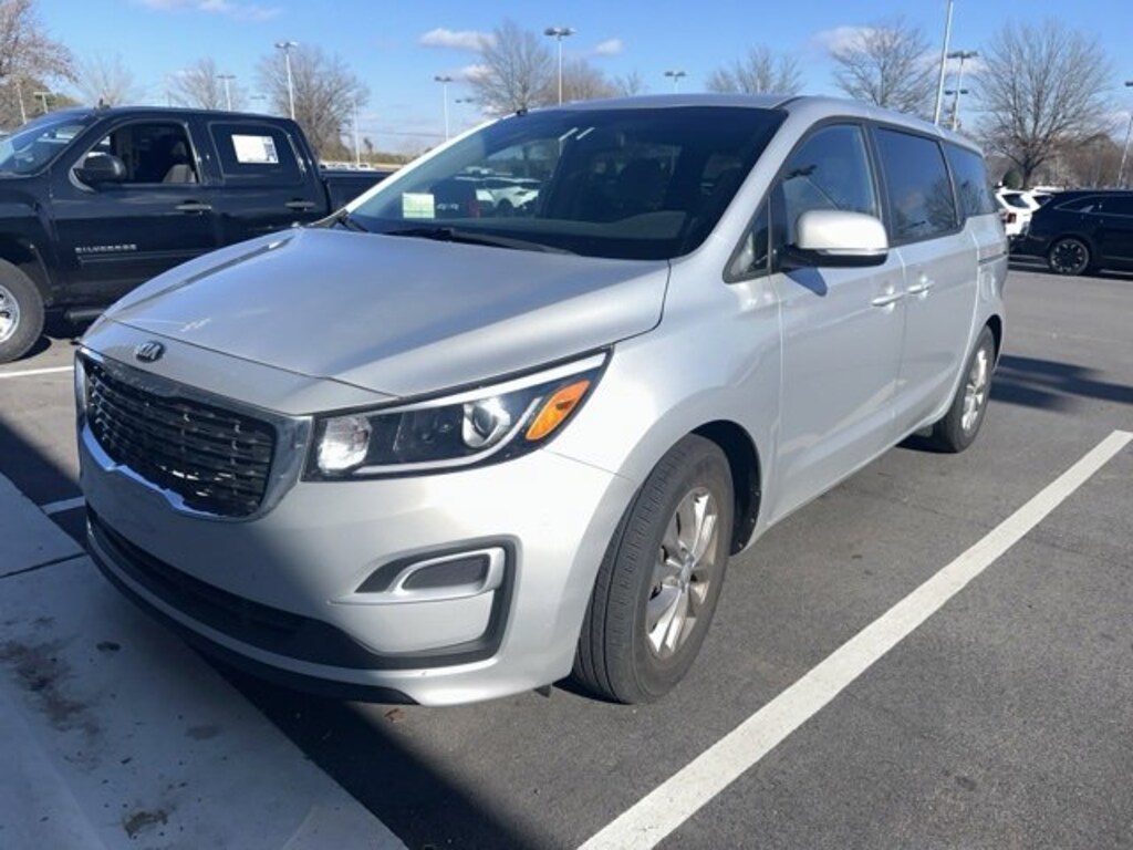 Used 2019 Kia Sedona LX Van Passenger Van