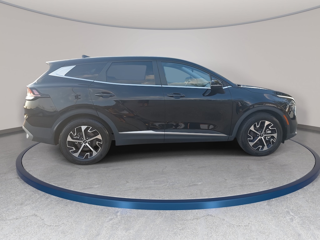 Used 2024 Kia Sportage EX SUV
