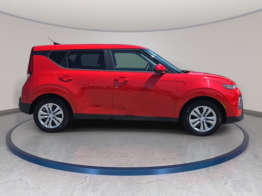 Used 2022 Kia Soul LX Hatchback