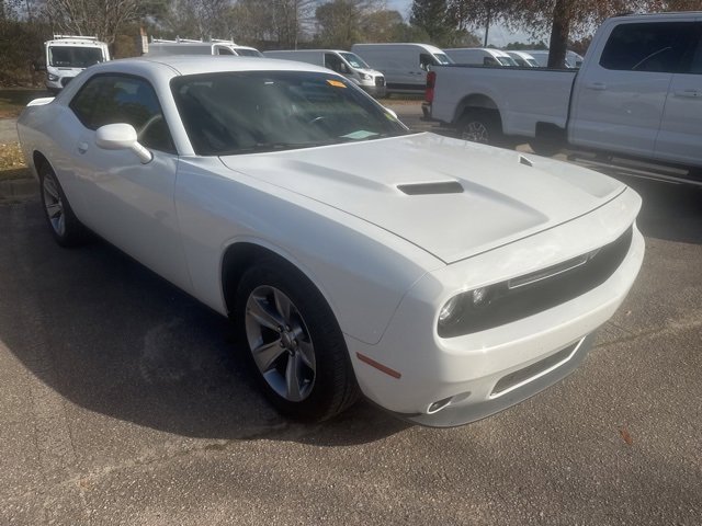 2019 Dodge Challenger SXT photo 4