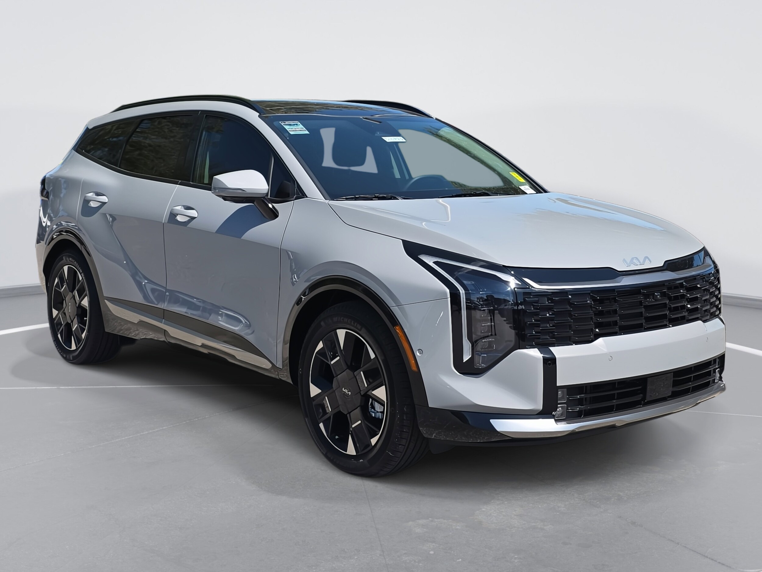 2026 Kia Sportage photo 3