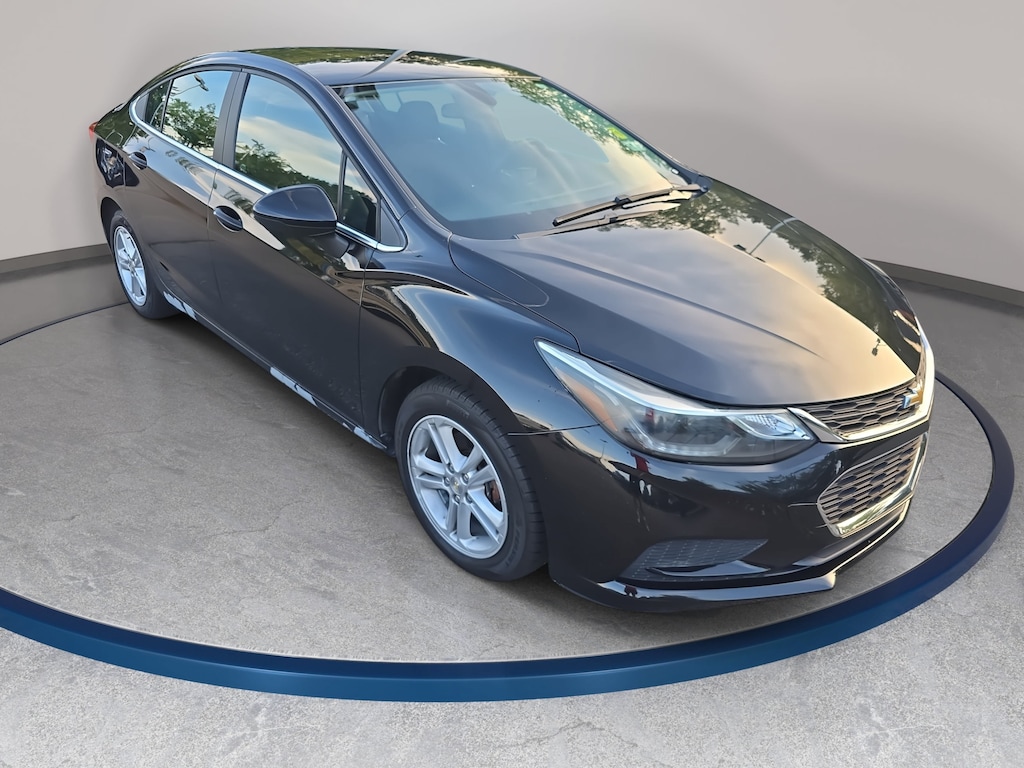 Used 2017 Chevrolet Cruze LT Auto Sedan