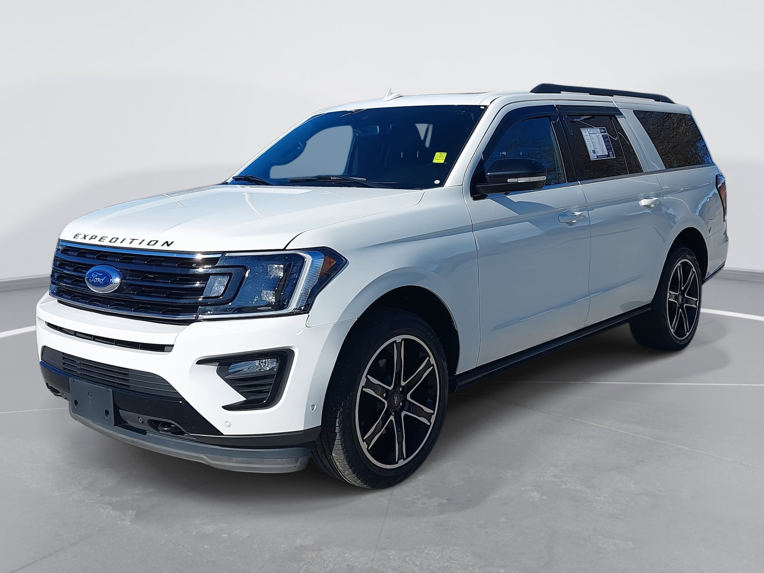 2021 Ford Expedition Limited's photo