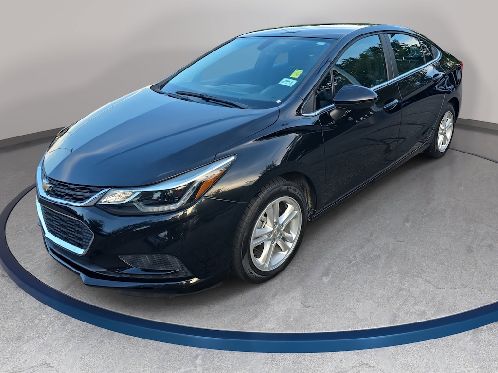 Used 2017 Chevrolet Cruze LT Auto Sedan