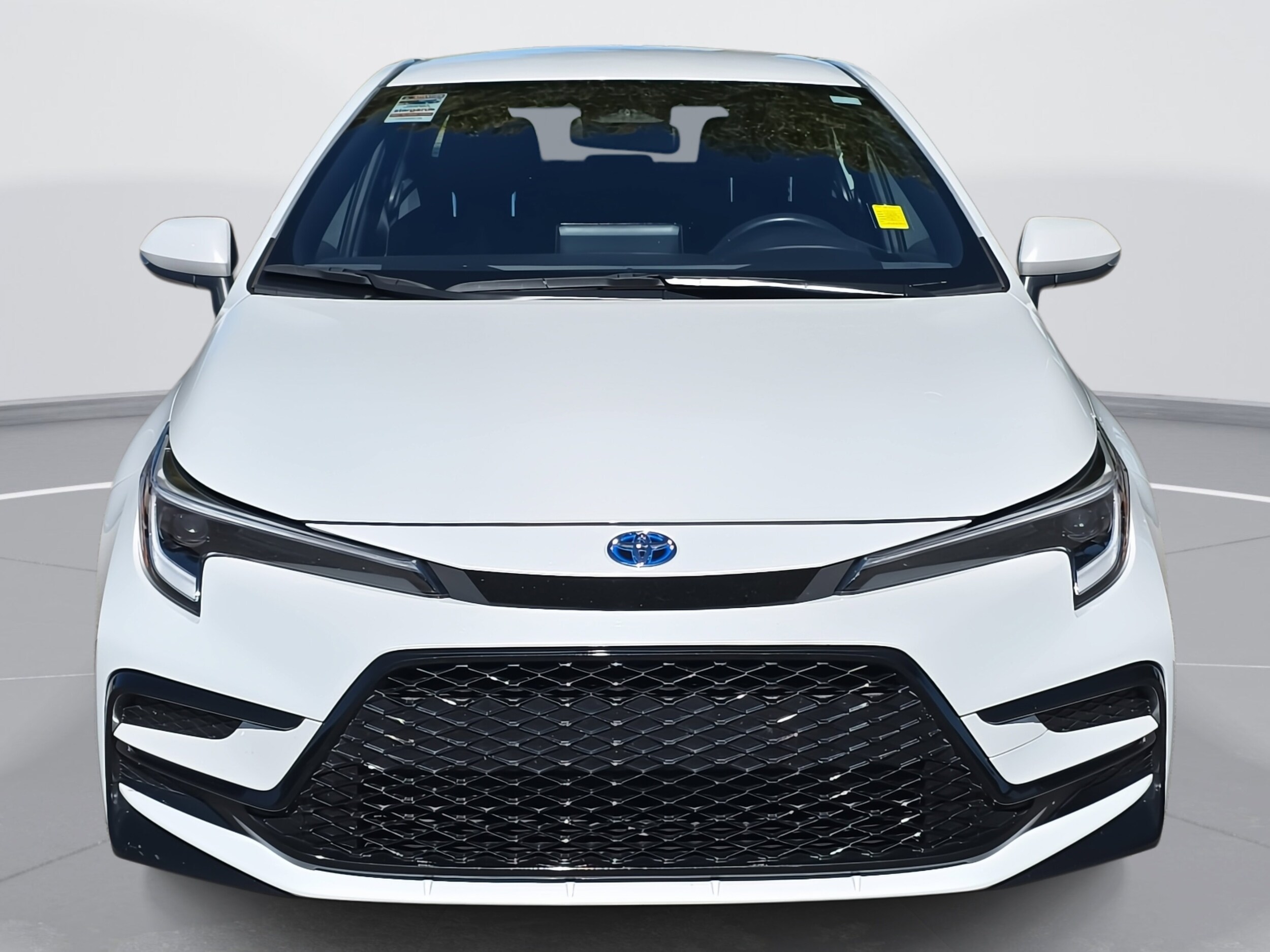 2024 Toyota Corolla Hybrid LE photo 2