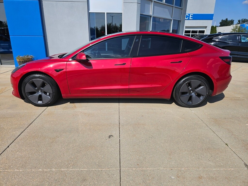 2023 Tesla Model 3 Long Range photo 2