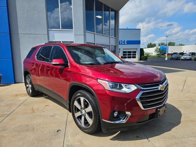 2018 Chevrolet Traverse Leather photo 2