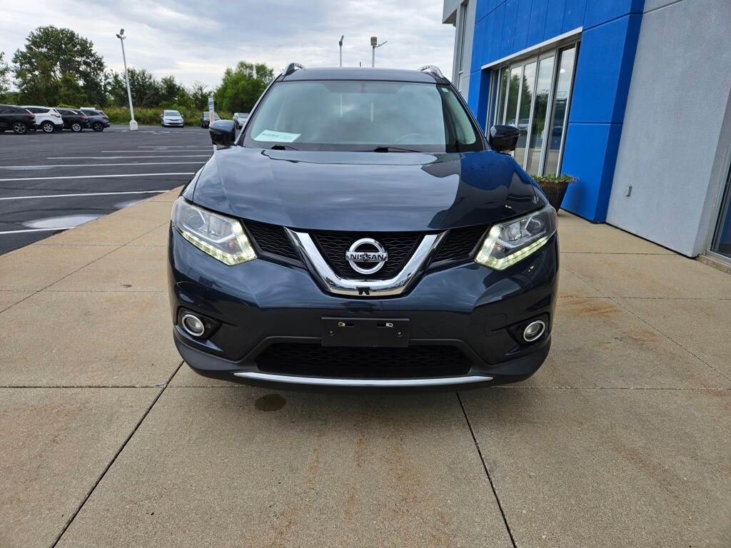2016 Nissan Rogue SL photo 3