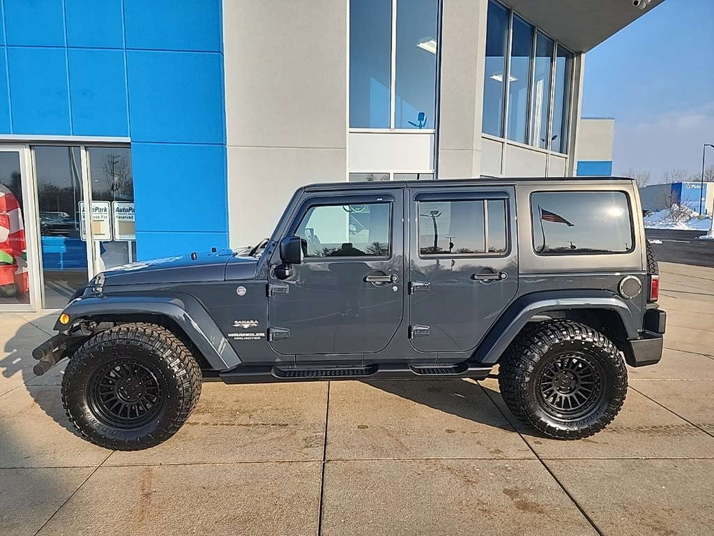 Used 2017 Jeep Wrangler JK Unlimited Sahara 4x4 SUV