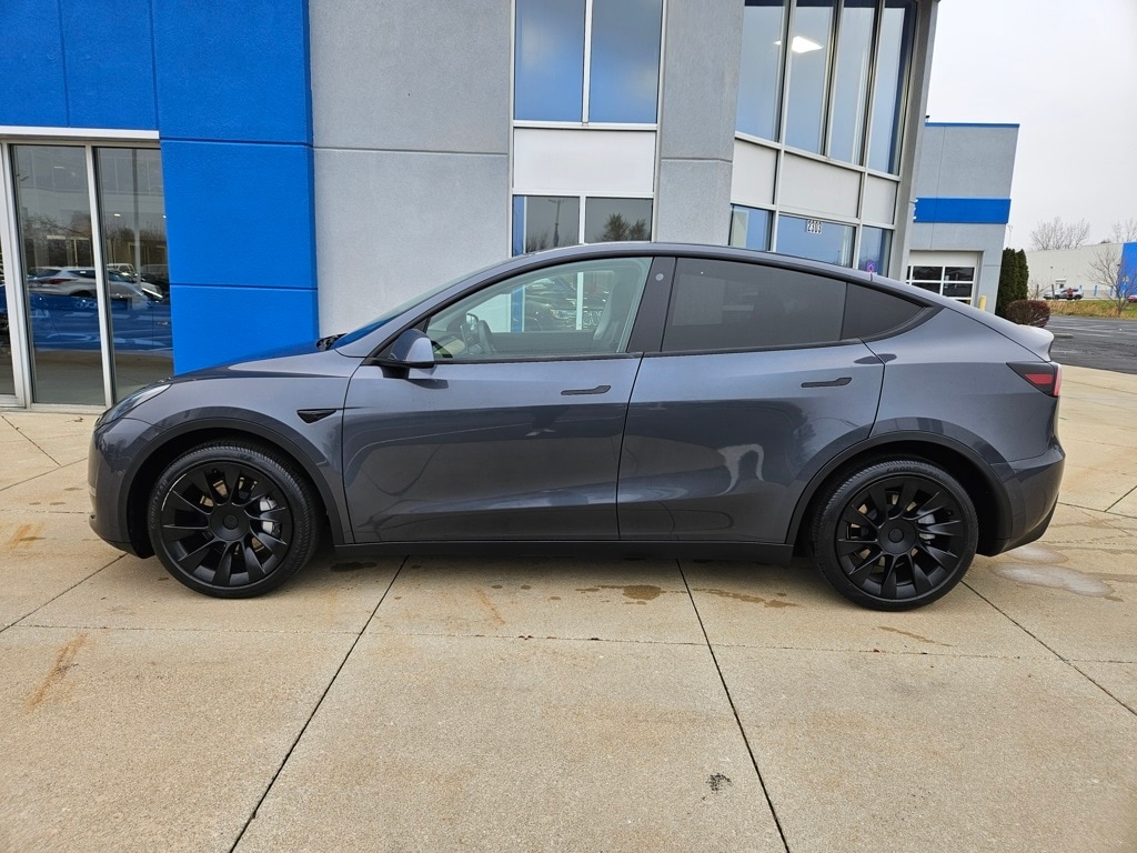 Used 2021 Tesla Model Y Long Range with VIN 5YJYGDEE7MF073786 for sale in Plymouth, IN