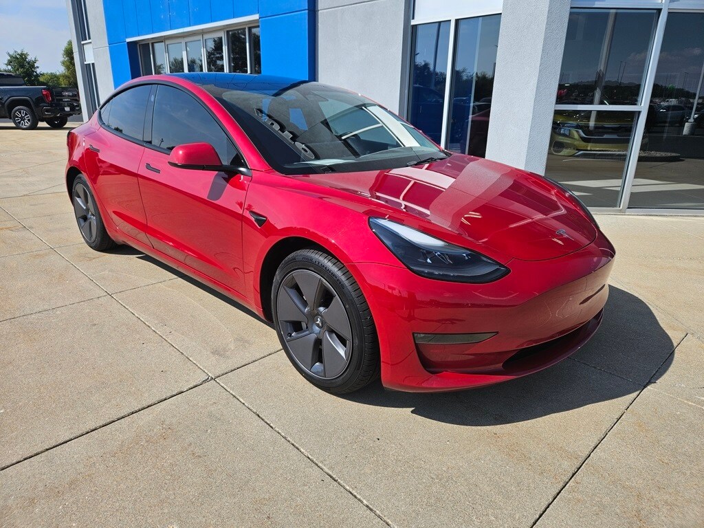 2023 Tesla Model 3 Long Range photo 4