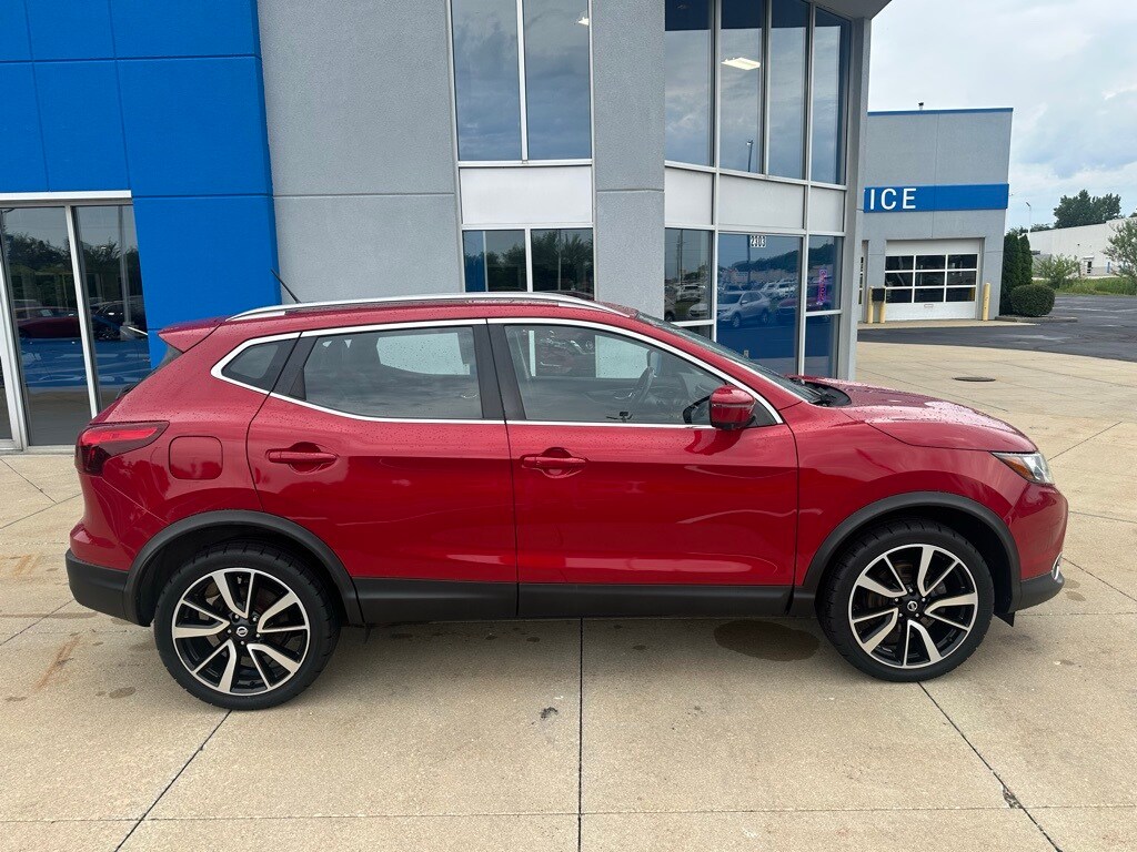 2017 Nissan Rogue Sport SL photo 4