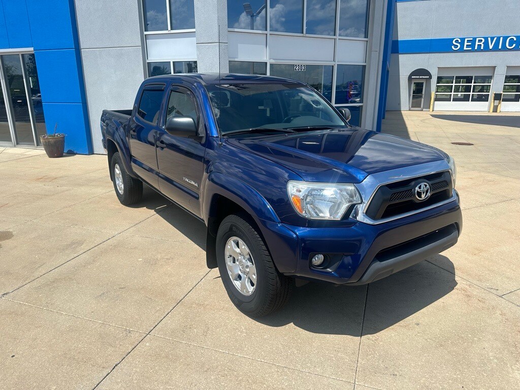 2015 Toyota Tacoma Base V6 photo 4