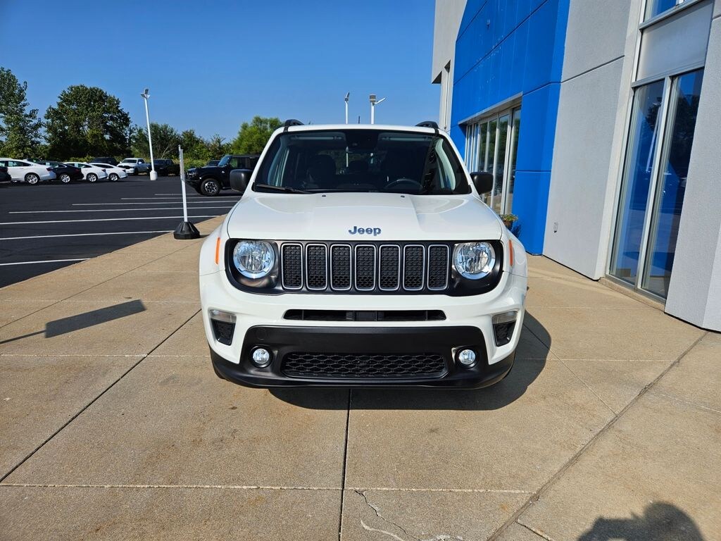 Used 2022 Jeep Renegade Latitude SUV