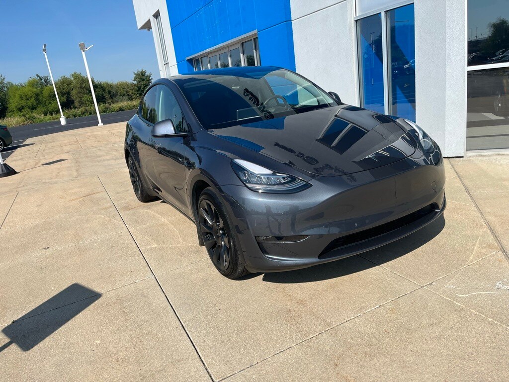 2023 Tesla Model Y Long Range photo 3