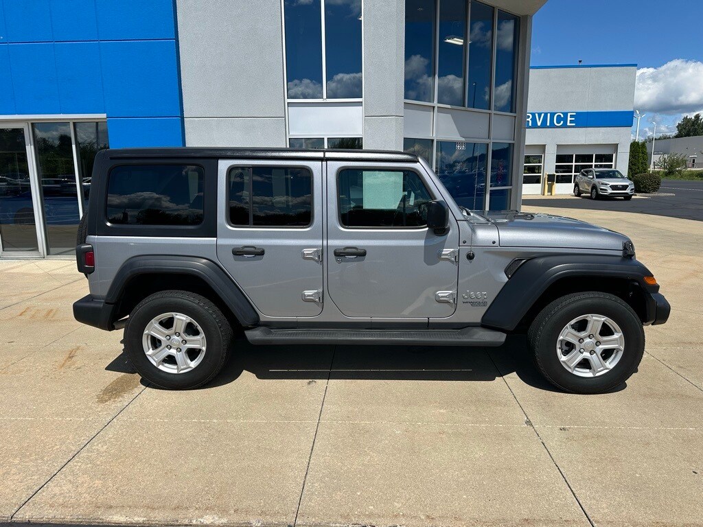 2018 Jeep Wrangler Unlimited Sport S photo 4