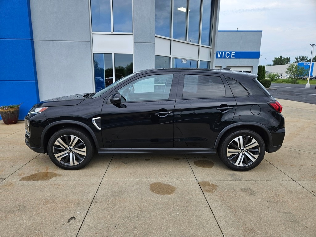 Used 2020 Mitsubishi Outlander Sport SE with VIN JA4AR3AU5LU003173 for sale in Plymouth, IN