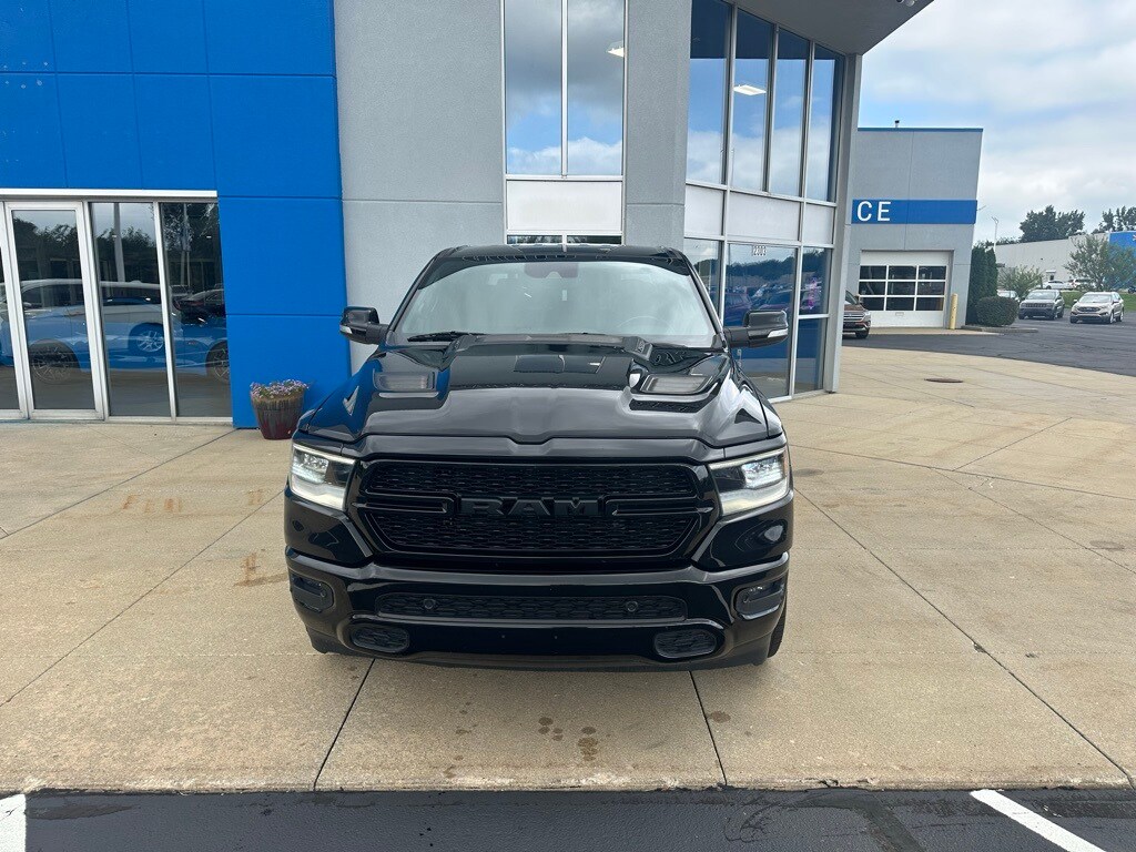 2022 Ram 1500 Sport photo 2