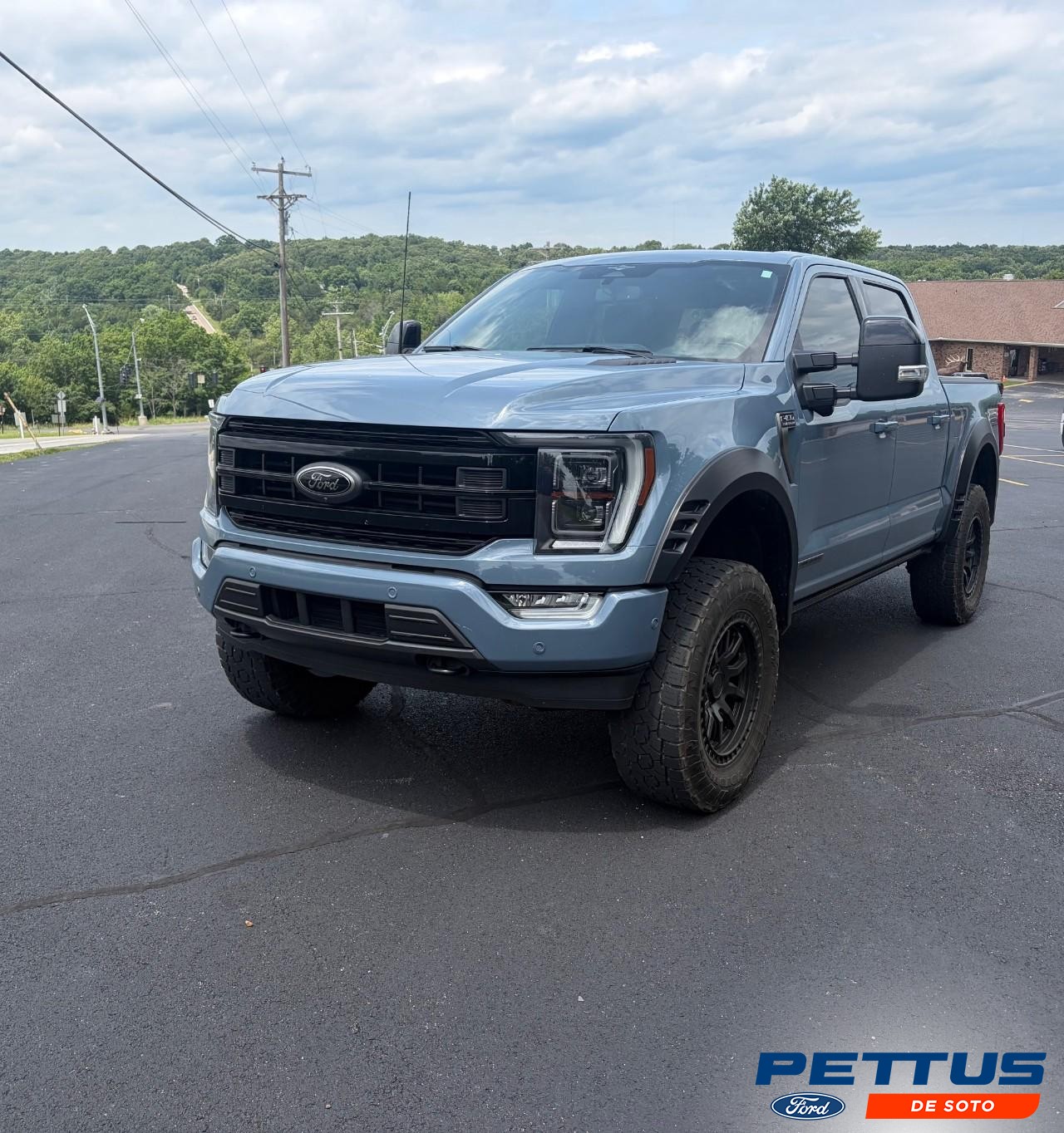 2023 Ford F-150 Platinum 4x4 SuperCrew 5-1/2 Box's photo