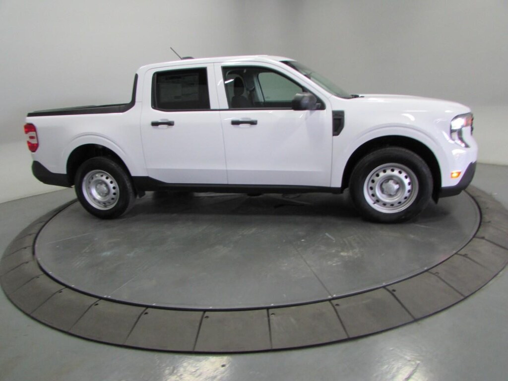 New 2025 Ford Maverick XL Truck SuperCrew