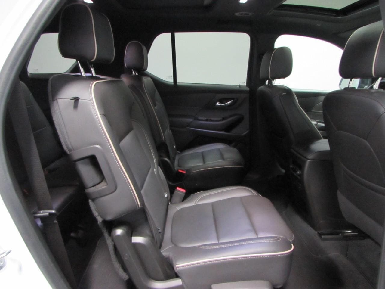 2023 Chevrolet Traverse Premier - Photo 20