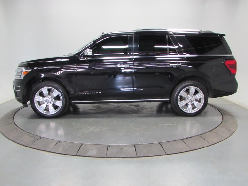 Used 2024 Ford Expedition Platinum SUV