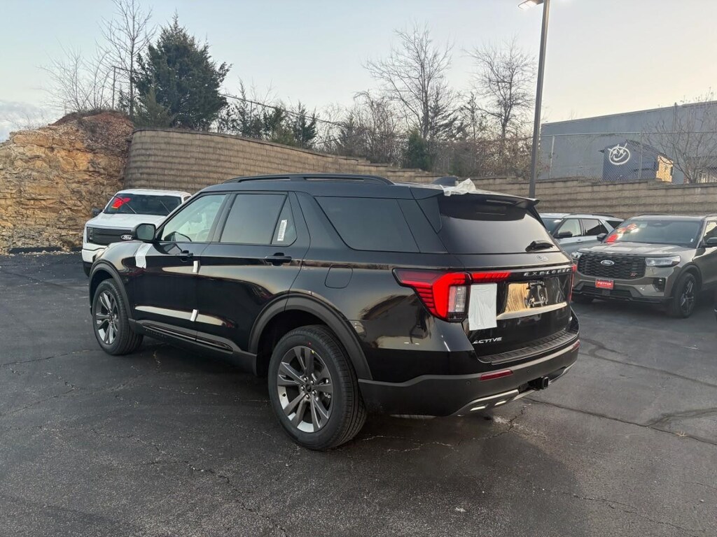 New 2026 Ford Explorer Active SUV