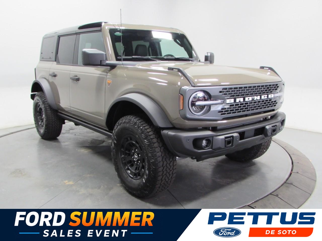 2026 Ford Bronco Badlands SUV