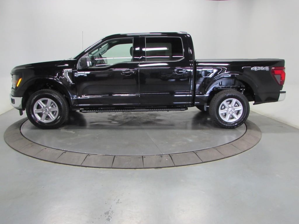 New 2026 Ford F-150 XLT Truck SuperCrew Cab