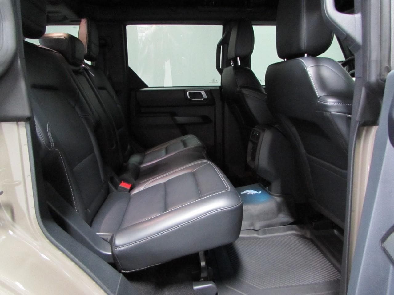 2025 Ford Bronco 4-Door Outer Banks - Photo 19