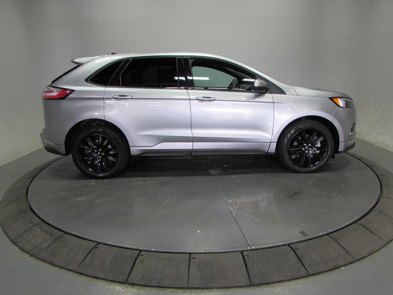 2024 Ford Edge ST-Line - Photo 8