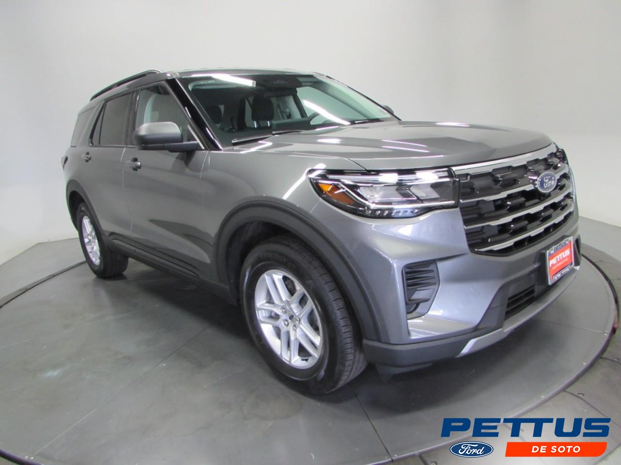 2026 Ford Explorer Active's photo