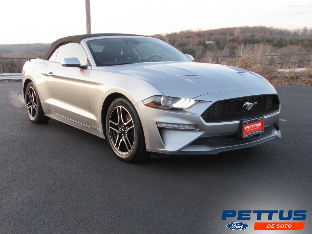 2022 Ford Mustang EcoBoost Premium's photo