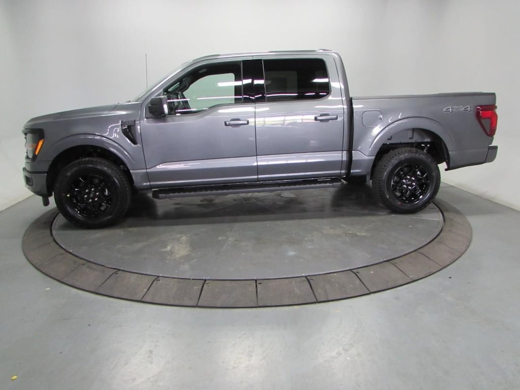 New 2026 Ford F-150 XLT Truck SuperCrew Cab