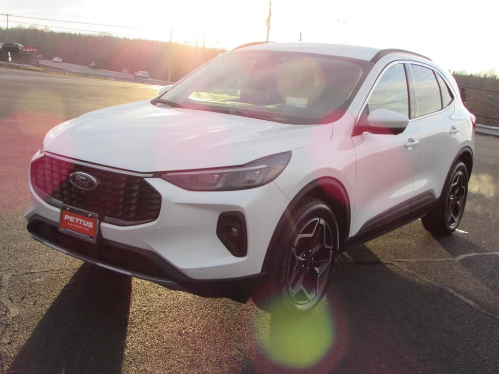 New 2026 Ford Escape Platinum SUV