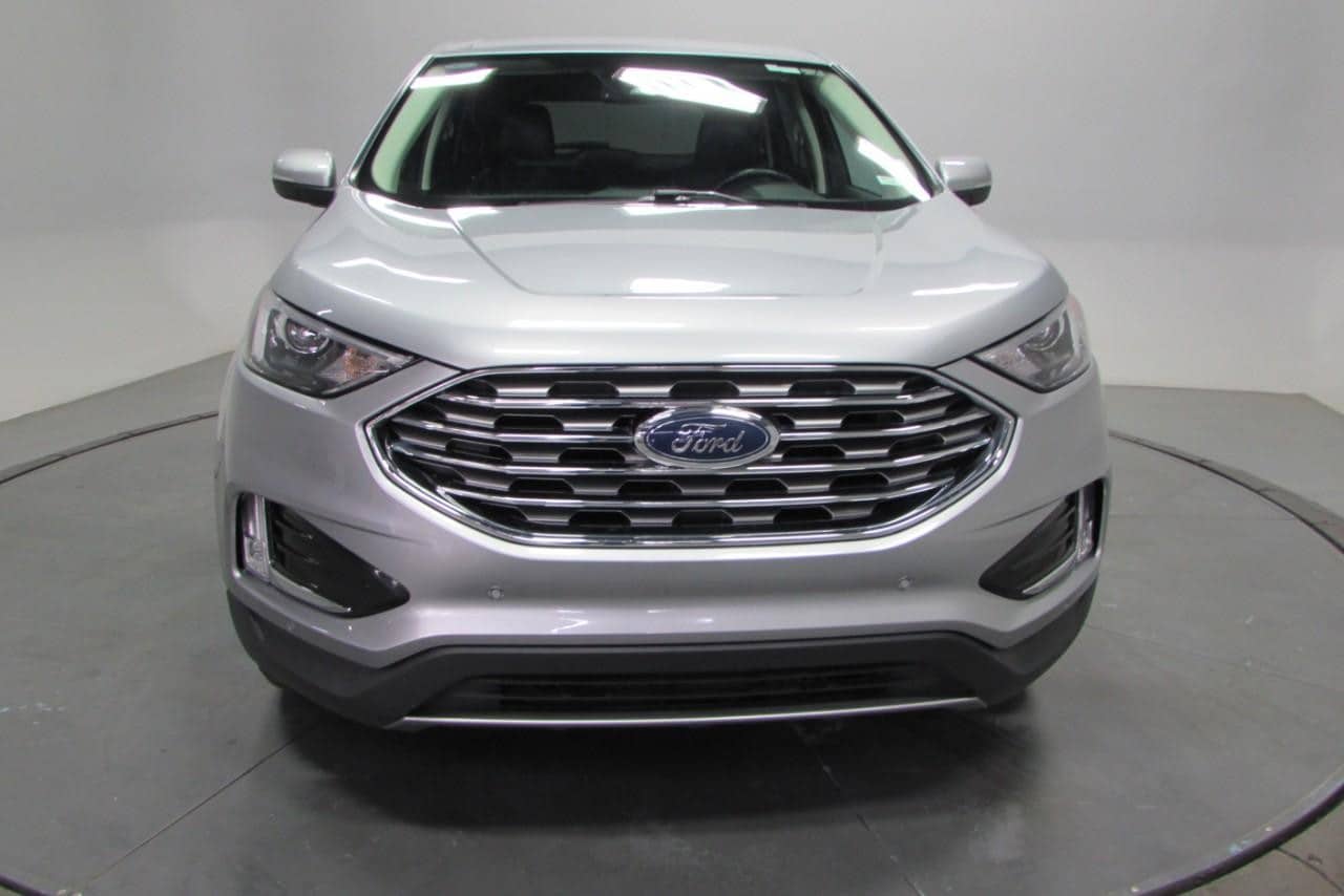 Used 2023 Ford Edge Titanium with VIN 2FMPK4K94PBA18937 for sale in De Soto, MO