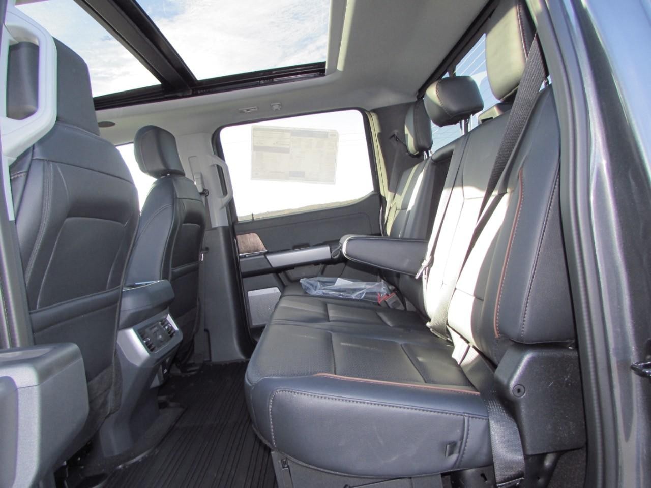 2026 Ford F-350 Super Duty Lariat - Photo 32