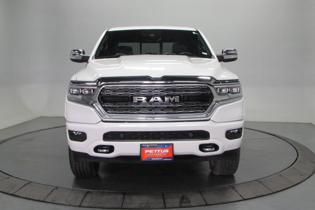 Used 2023 RAM Ram 1500 Pickup Limited with VIN 1C6SRFHT2PN615914 for sale in De Soto, MO