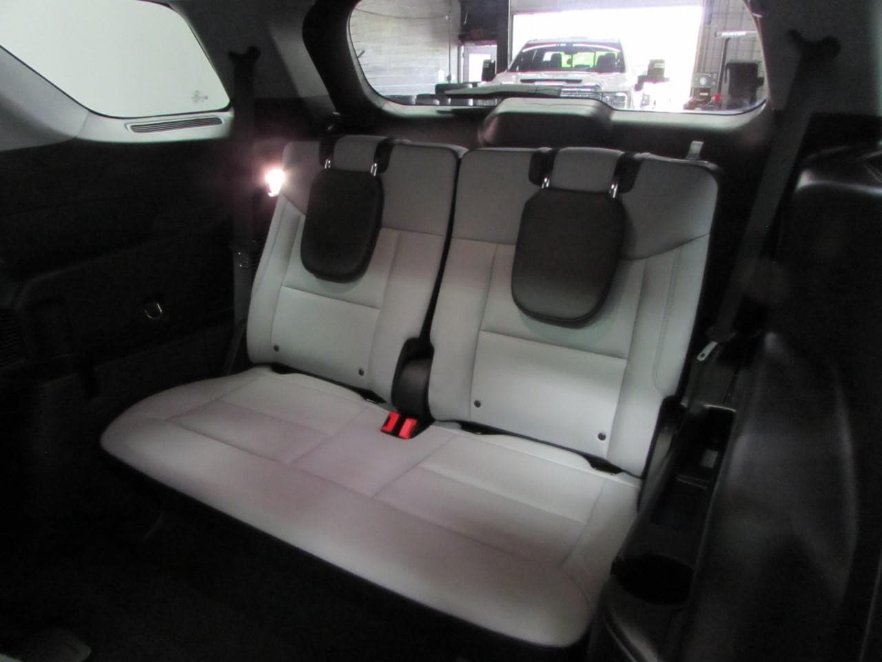 2021 Ford Explorer XLT - Photo 16