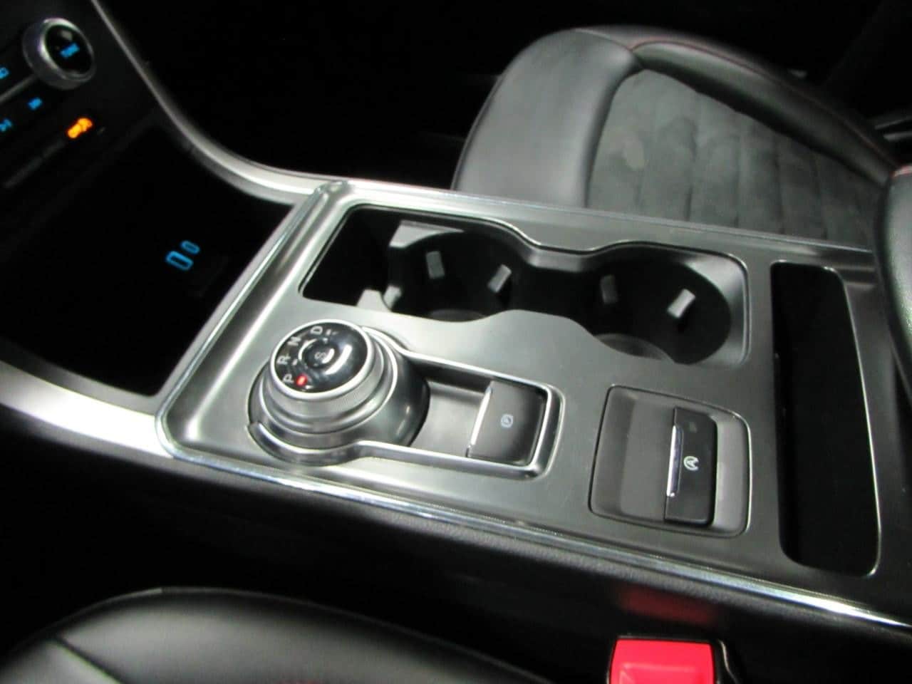 2024 Ford Edge ST-Line - Photo 30