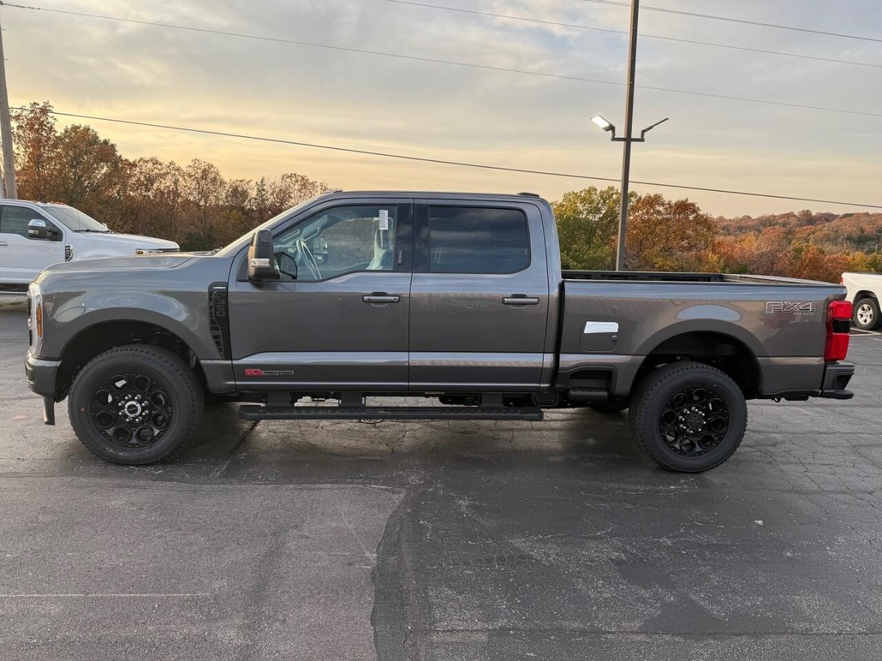 2026 Ford F-350 Super Duty Lariat - Photo 37