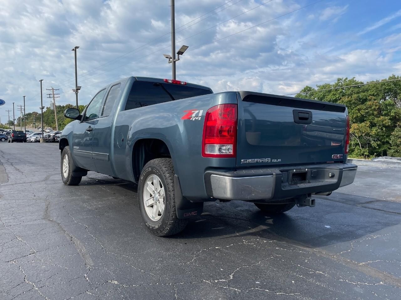2013 Gmc Sierra 1500 SLE photo 3