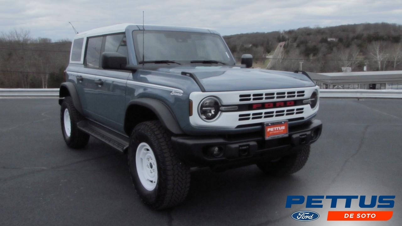 2025 Ford Bronco 4-Door Heritage Editon's photo