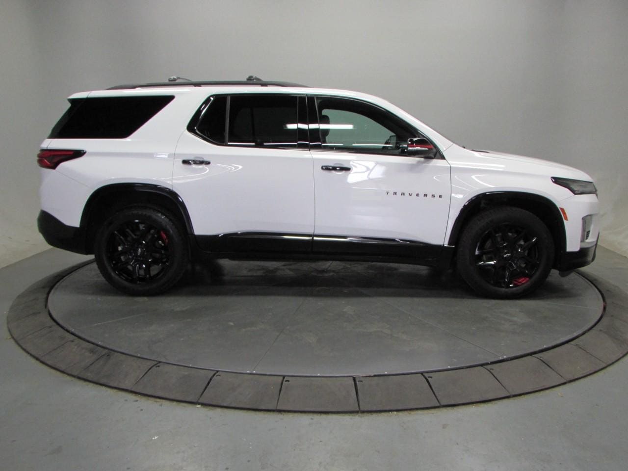 2023 Chevrolet Traverse Premier - Photo 8